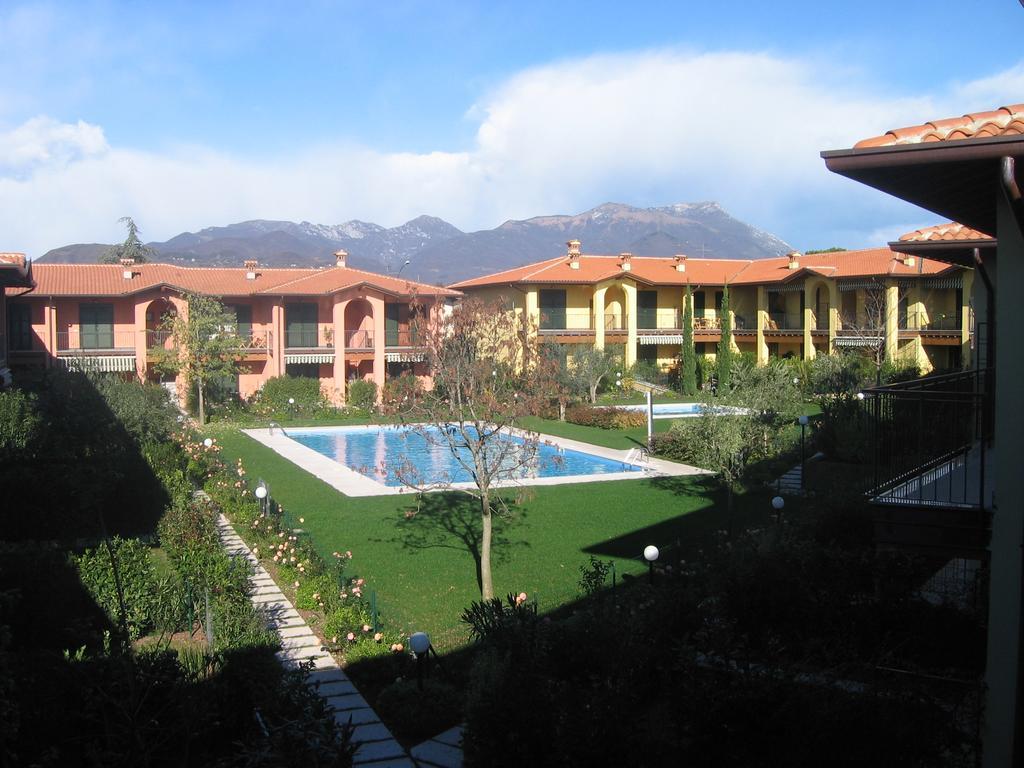 Casa Vacanze Serraglie Raffa Ngoại thất bức ảnh
