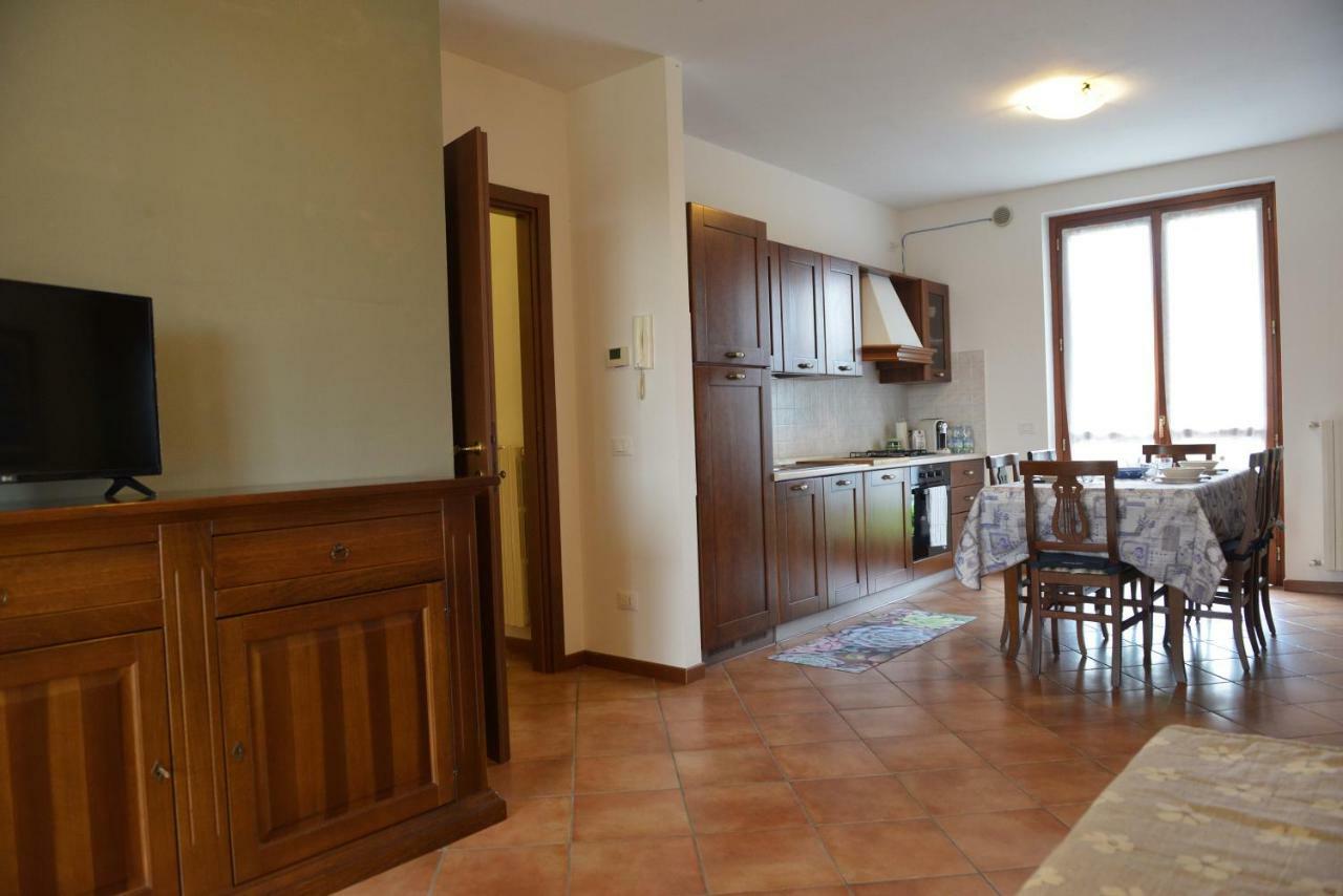 Casa Vacanze Serraglie Raffa Ngoại thất bức ảnh